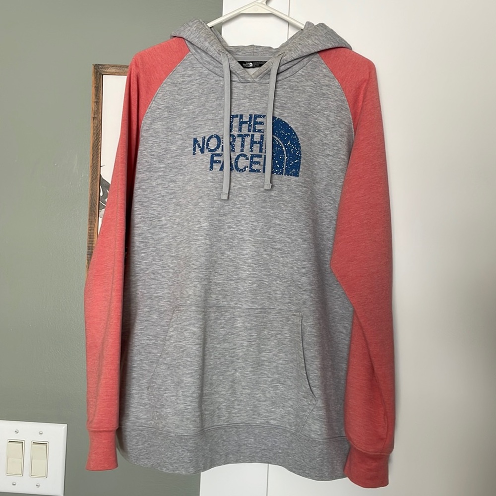 Women’s North Face hoodie